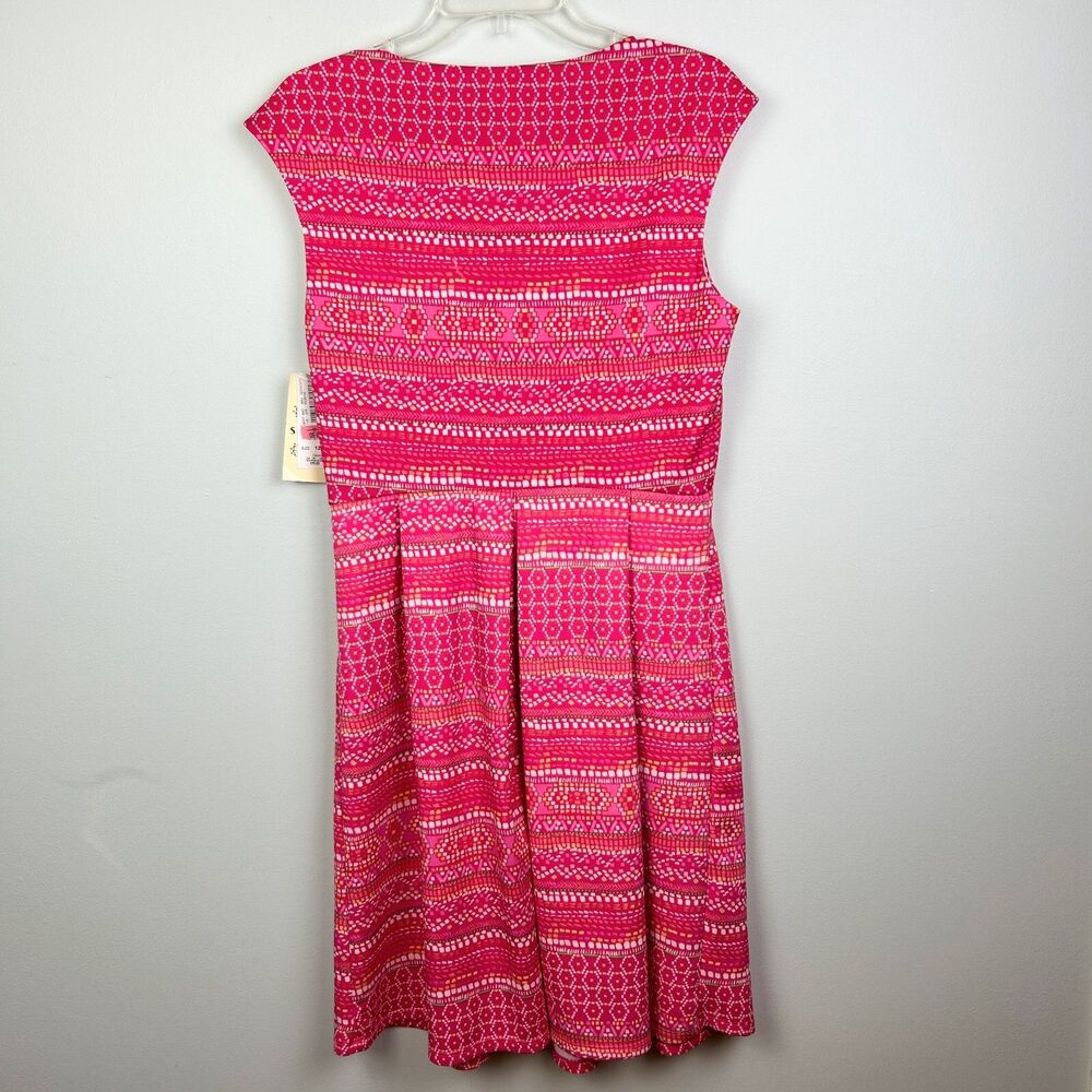 NWT Sangria Signature Pink Multicolor Pattern Fit &Flare V Neck Dress Womens 12 - Picture 4 of 12